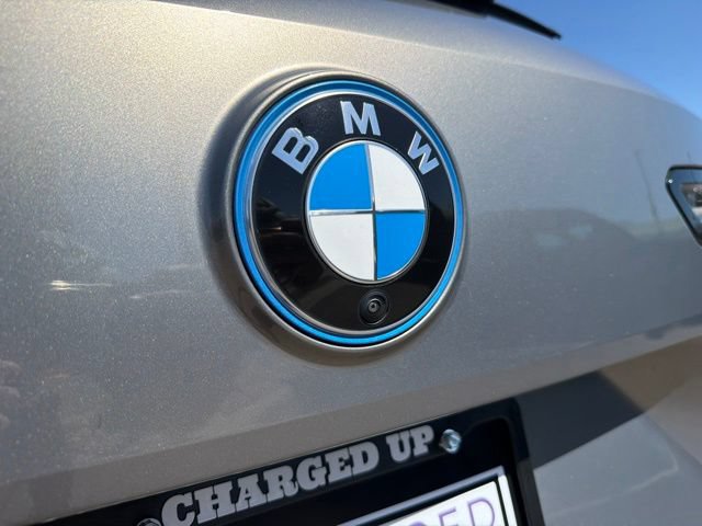 Used 2023 BMW iX xDrive50 w/ Sport Package AWD/4WD image 6