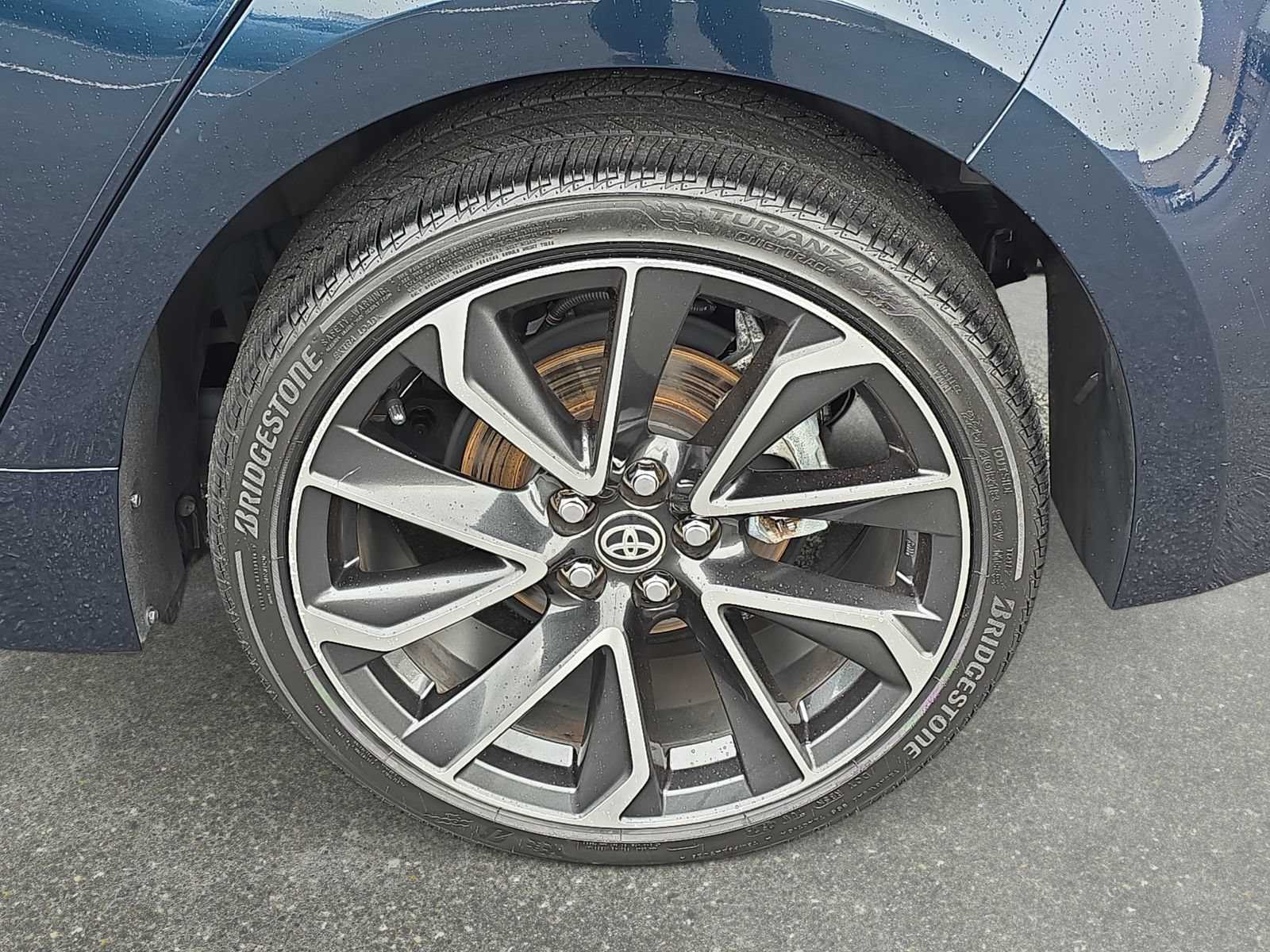 Used 2021 Toyota Corolla XSE FWD image 31