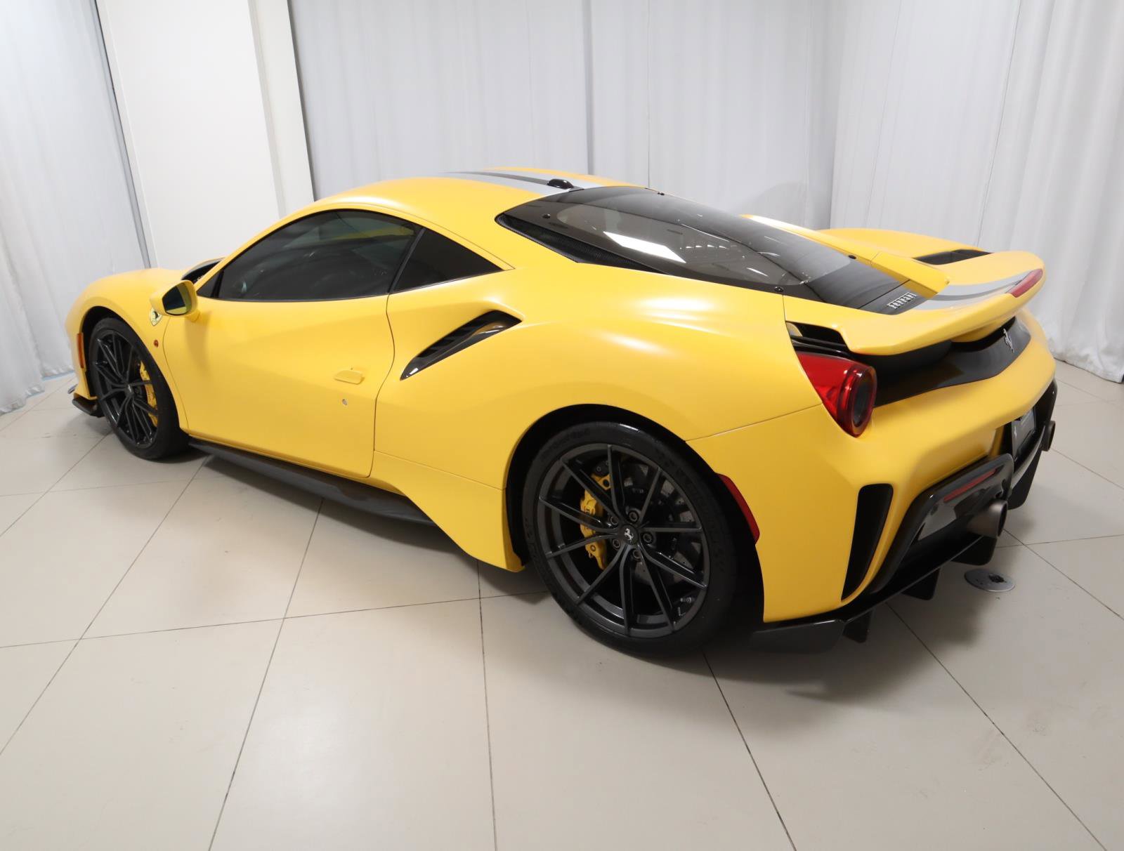 Certified 2019 Ferrari 488 Pista Coupe RWD image 15