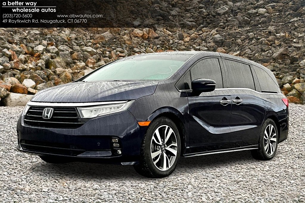 Used 2023 Honda Odyssey Touring image 1