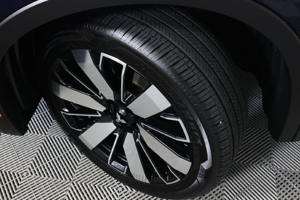 Used 2025 Mitsubishi Outlander SE FWD image 41