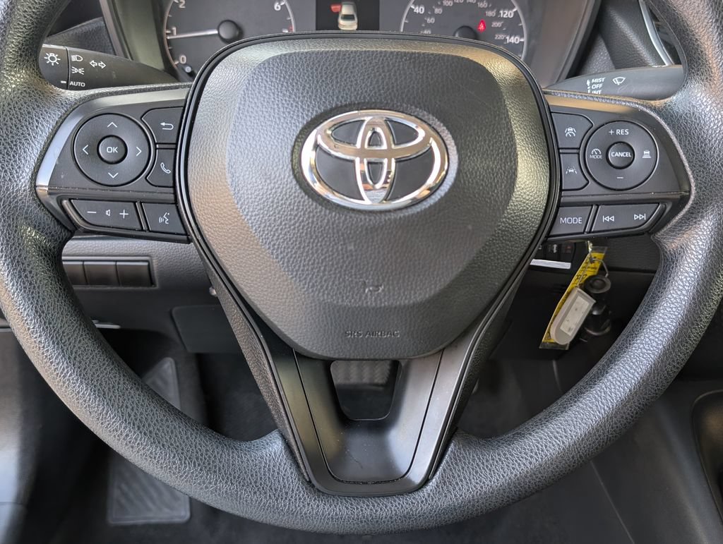 Used 2024 Toyota Corolla LE FWD image 5
