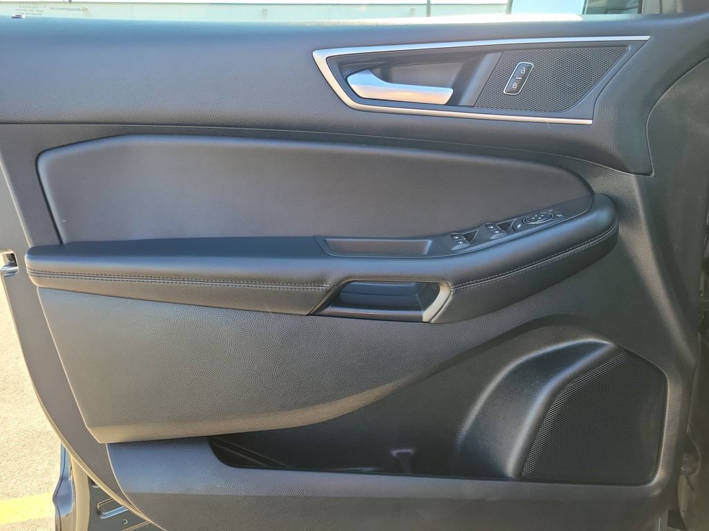 Certified 2022 Ford Edge SEL AWD/4WD image 16