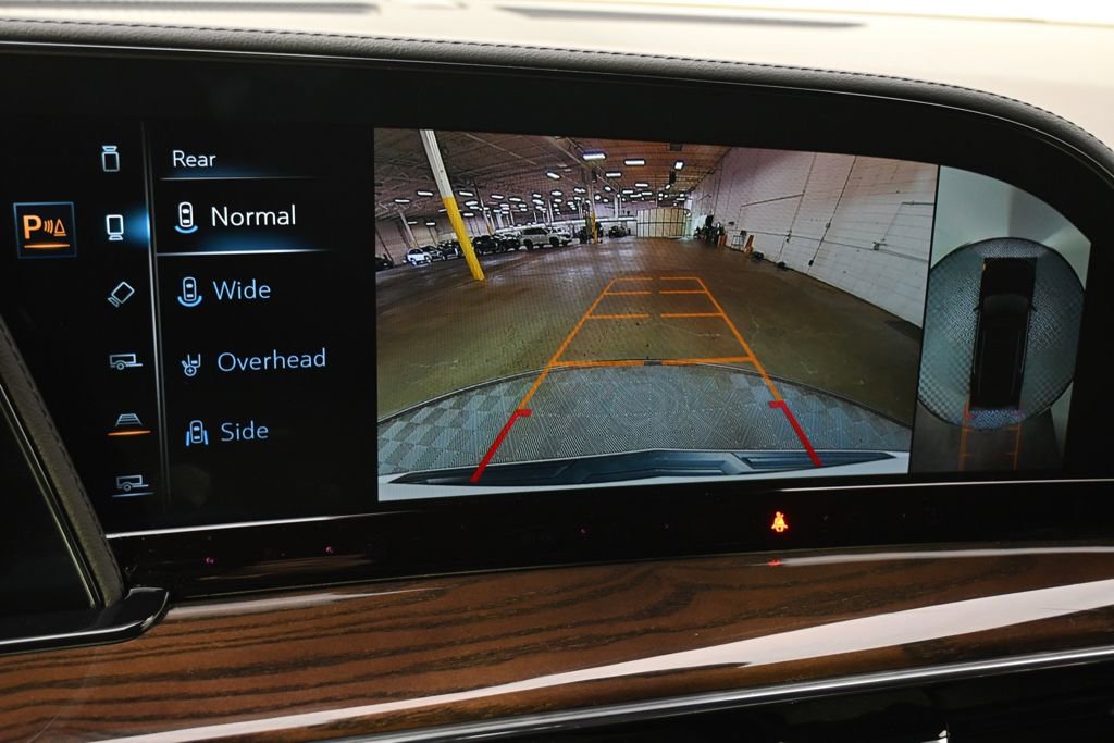 Certified 2024 Cadillac Escalade Sport Platinum w/ LPO, ONYX Package image 32