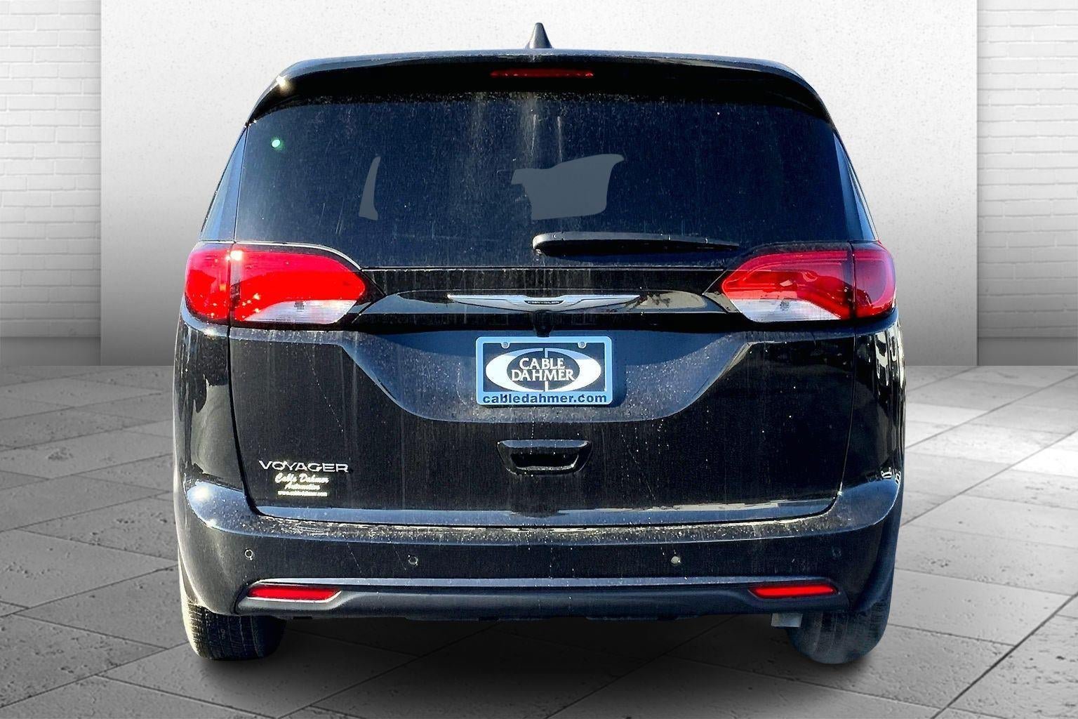 New 2026 Chrysler Voyager LX FWD image 4