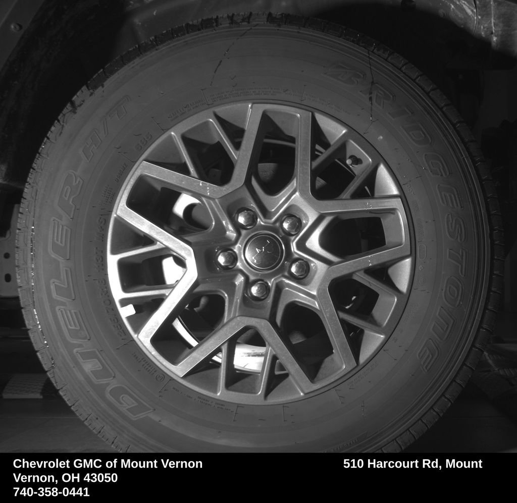Used 2026 Jeep Wrangler Unlimited Sahara AWD/4WD image 16