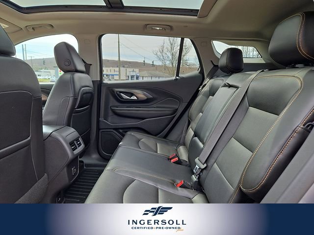 Used 2021 GMC Terrain SLT w/ Elevation Edition image 19