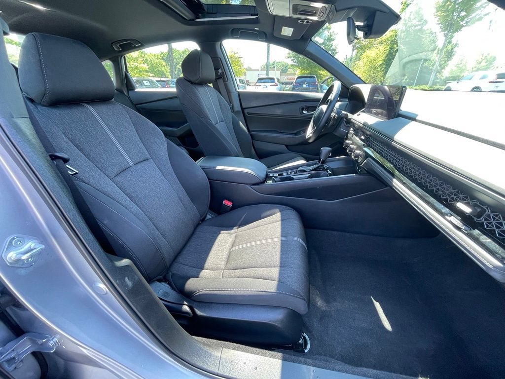 Certified 2025 Honda Accord Sport image 32
