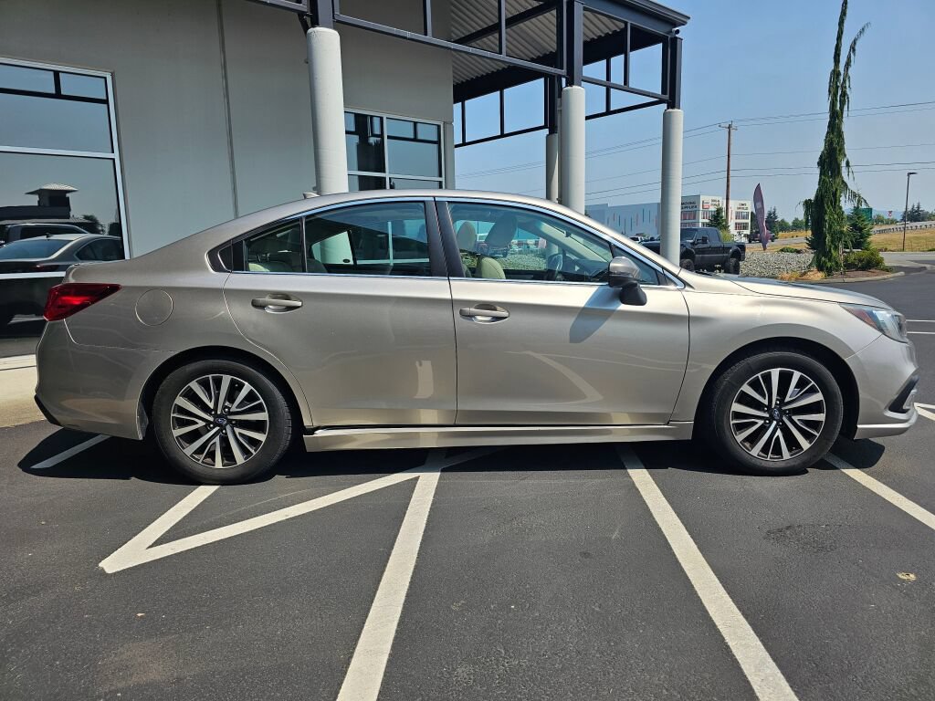 Used 2018 Subaru Legacy 2.5i Premium AWD/4WD image 6