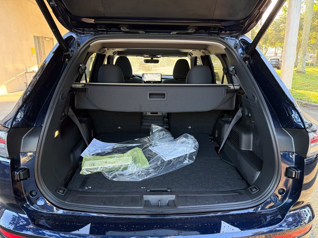 New 2026 Mitsubishi Outlander SE FWD image 33