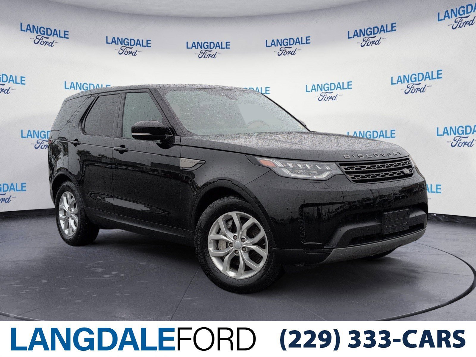 Used 2020 Land Rover Discovery SE image 1