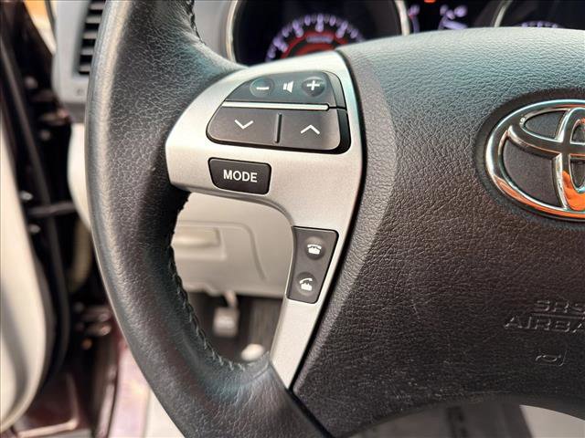Used 2013 Toyota Highlander Limited image 15
