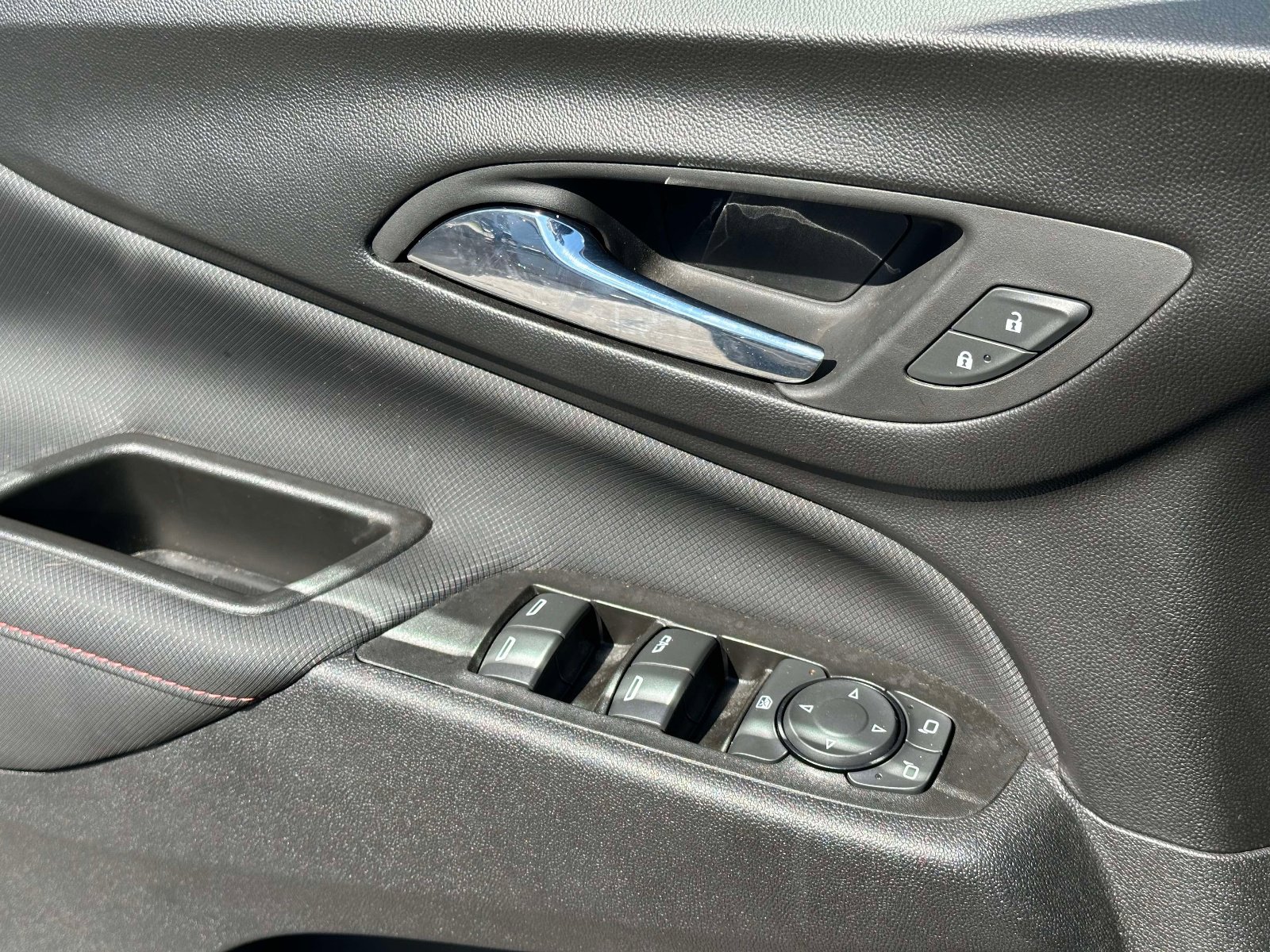 Certified 2023 Chevrolet Equinox RS image 23