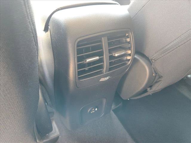 Used 2022 Ford Escape SE w/ Convenience Package FWD image 17