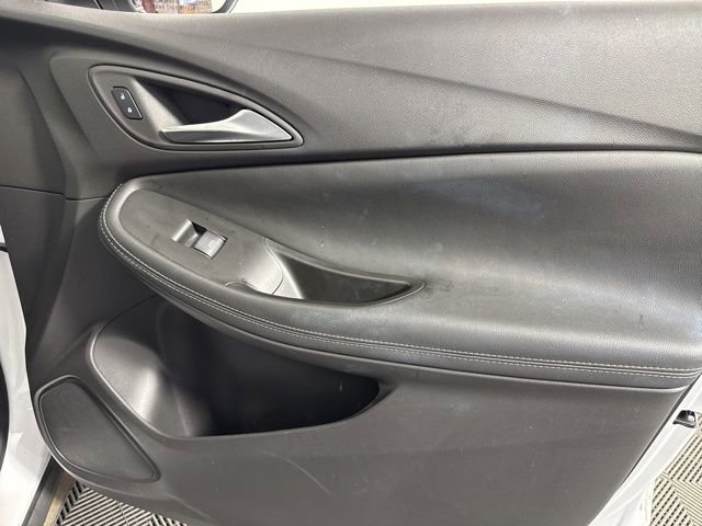 Used 2025 Buick Encore GX Preferred image 19