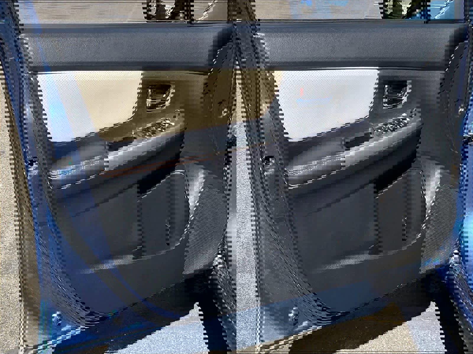 Used 2016 Subaru Crosstrek 2.0i Limited image 24