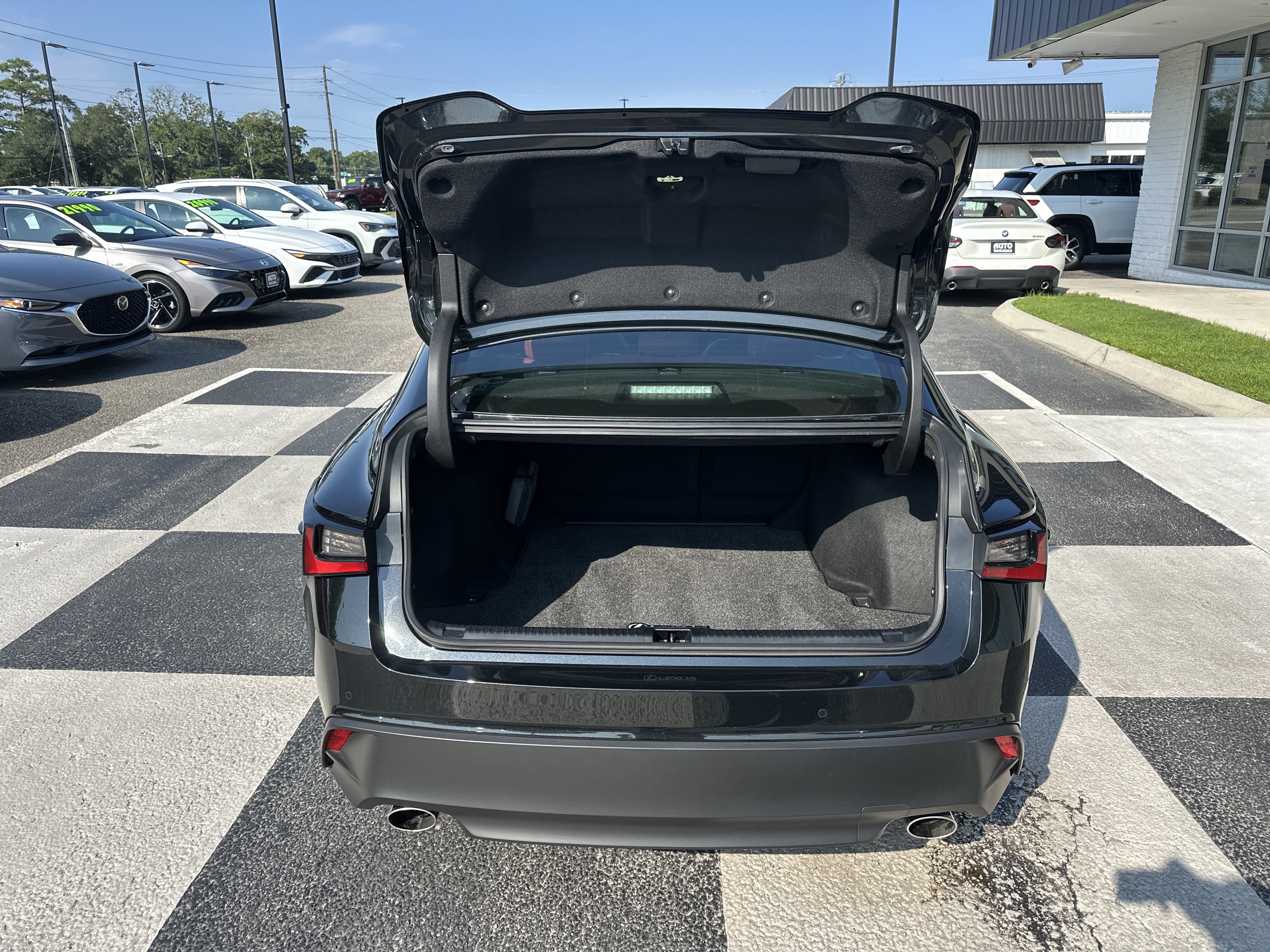 Used 2025 Lexus IS 300 w/ Premium Package RWD image 8
