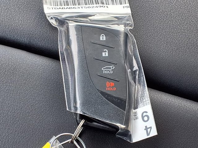 New 2026 Lexus TX 500h AWD image 36
