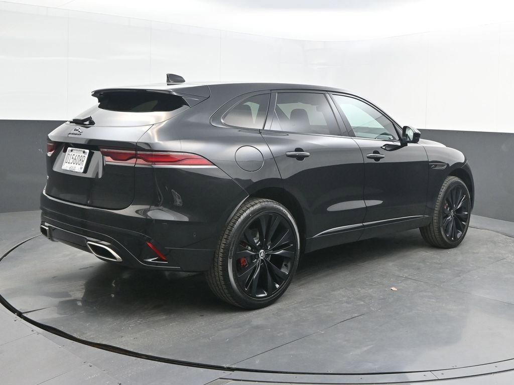 Certified 2025 Jaguar F-PACE R-Dynamic S image 7