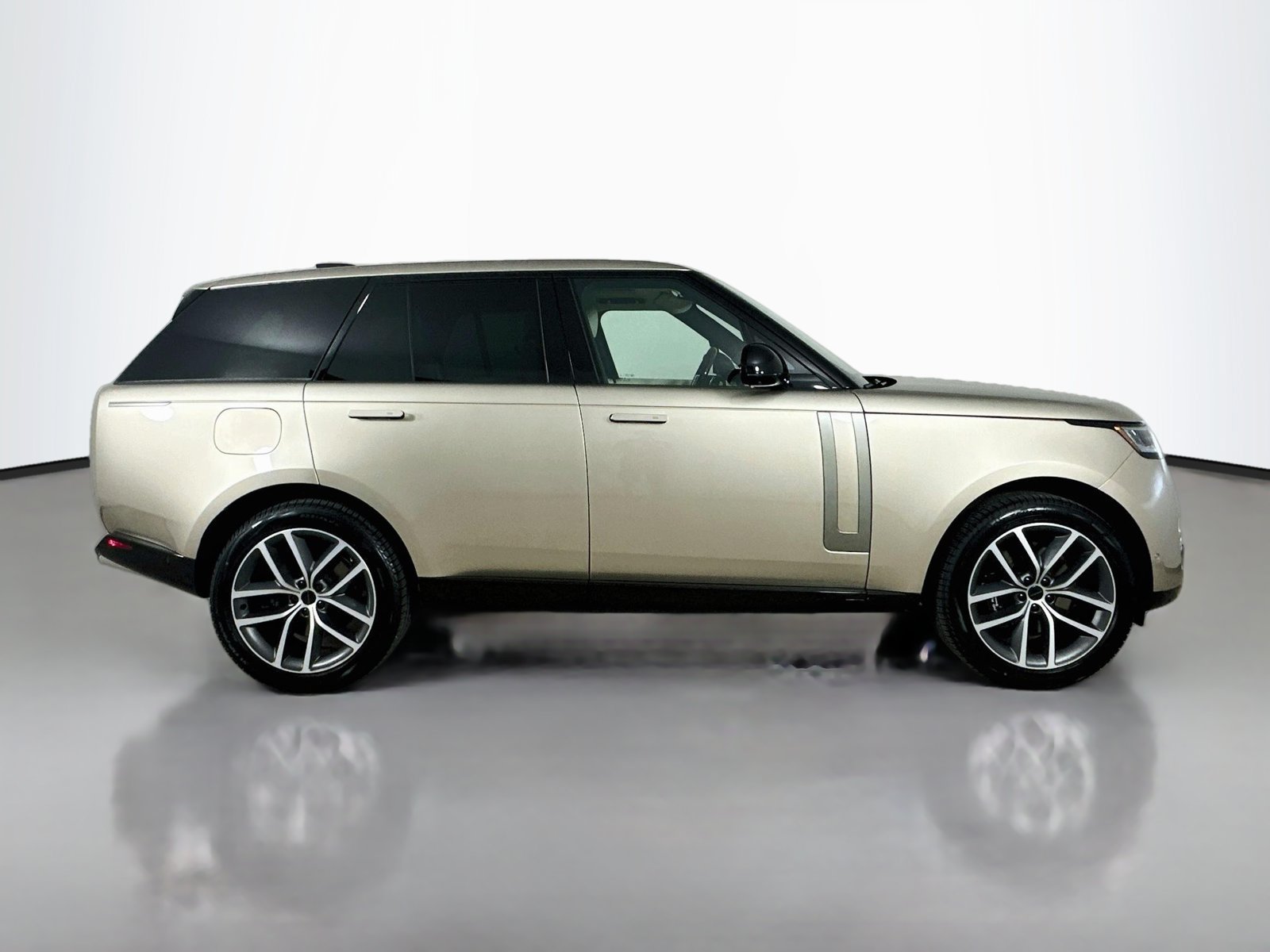 New 2026 Land Rover Range Rover SE AWD/4WD image 4