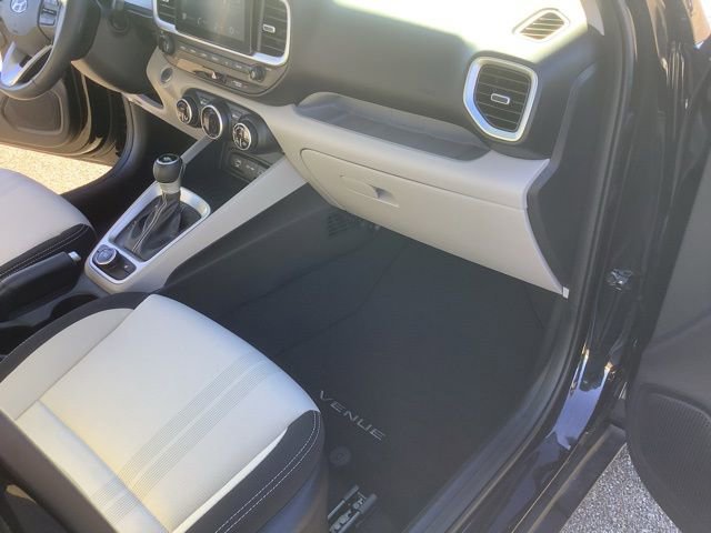 Certified 2026 Hyundai Venue SEL image 22