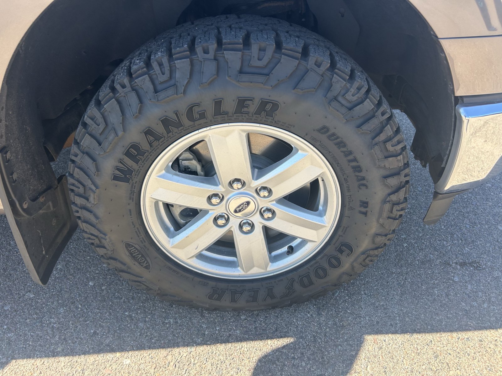 Used 2023 Ford F150 XLT w/ Equipment Group 301A Mid AWD/4WD image 9
