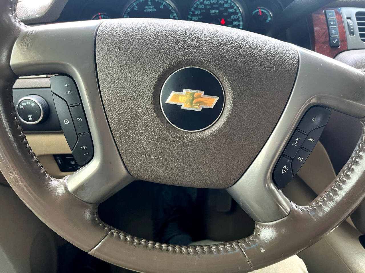 Used 2013 Chevrolet Silverado 1500 LTZ w/ LTZ White Diamond Edition image 20