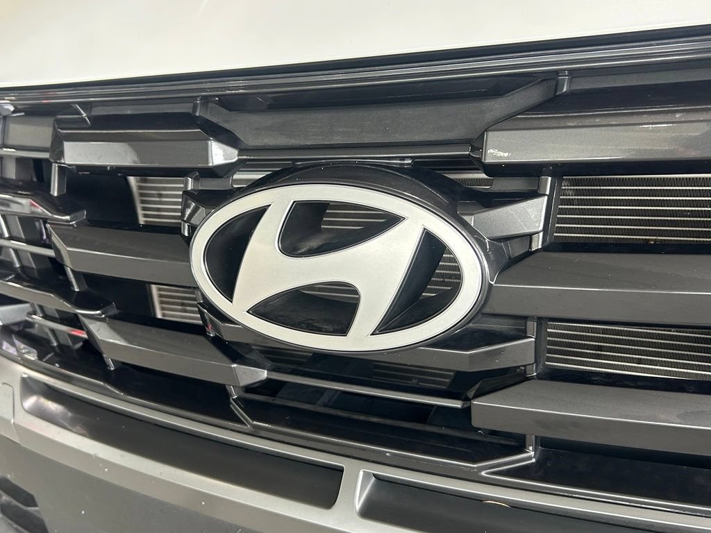 Used 2025 Hyundai Tucson SE FWD image 27
