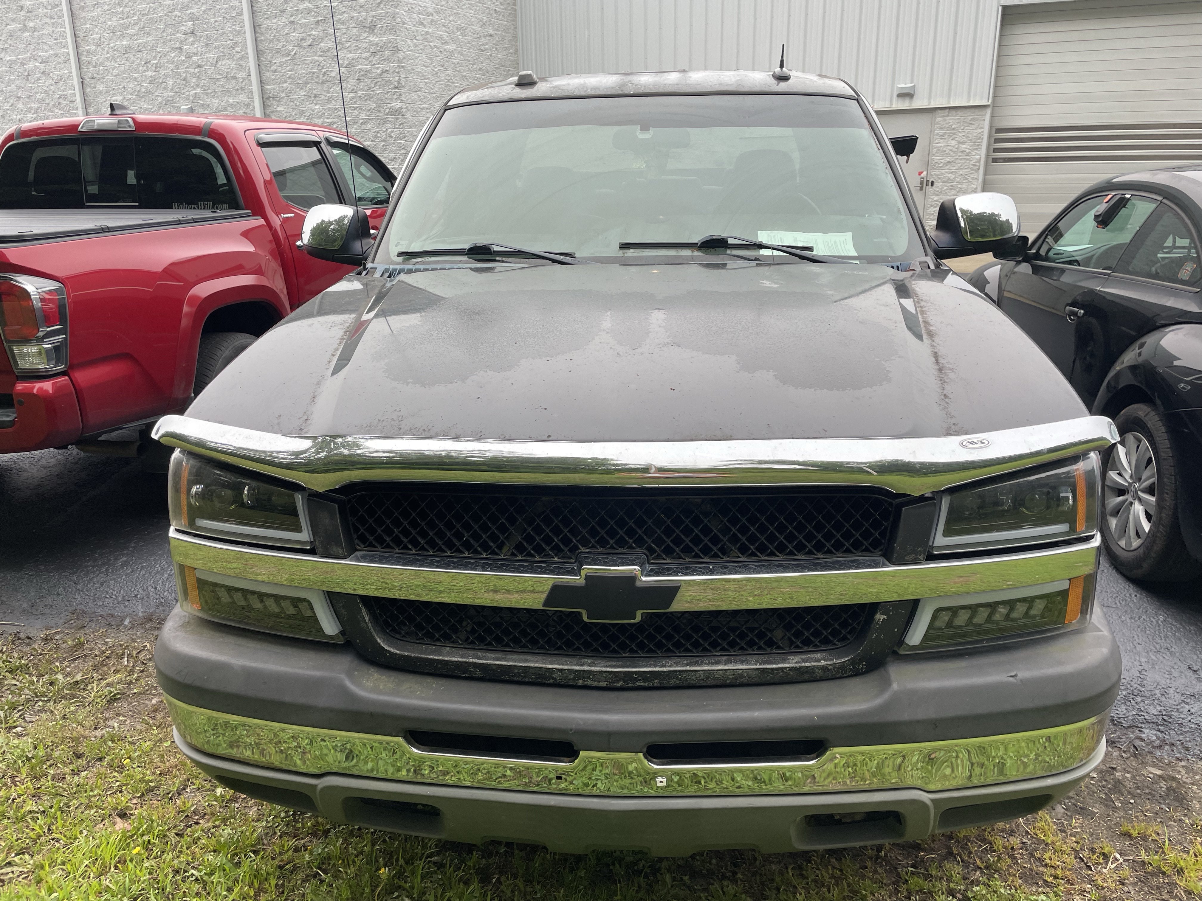 Used 2004 Chevrolet Silverado 1500 LT AWD/4WD image 6