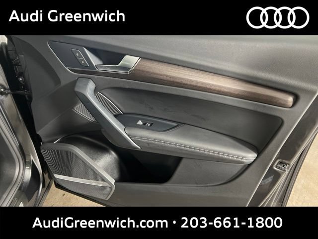 Used 2023 Audi Q5 2.0T Premium Plus w/ Premium Plus Package AWD/4WD image 11