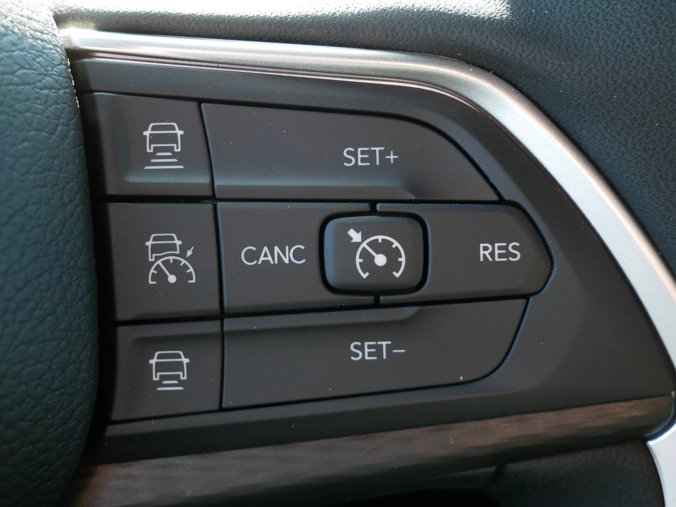 New 2026 Jeep Grand Cherokee L 4WD image 16