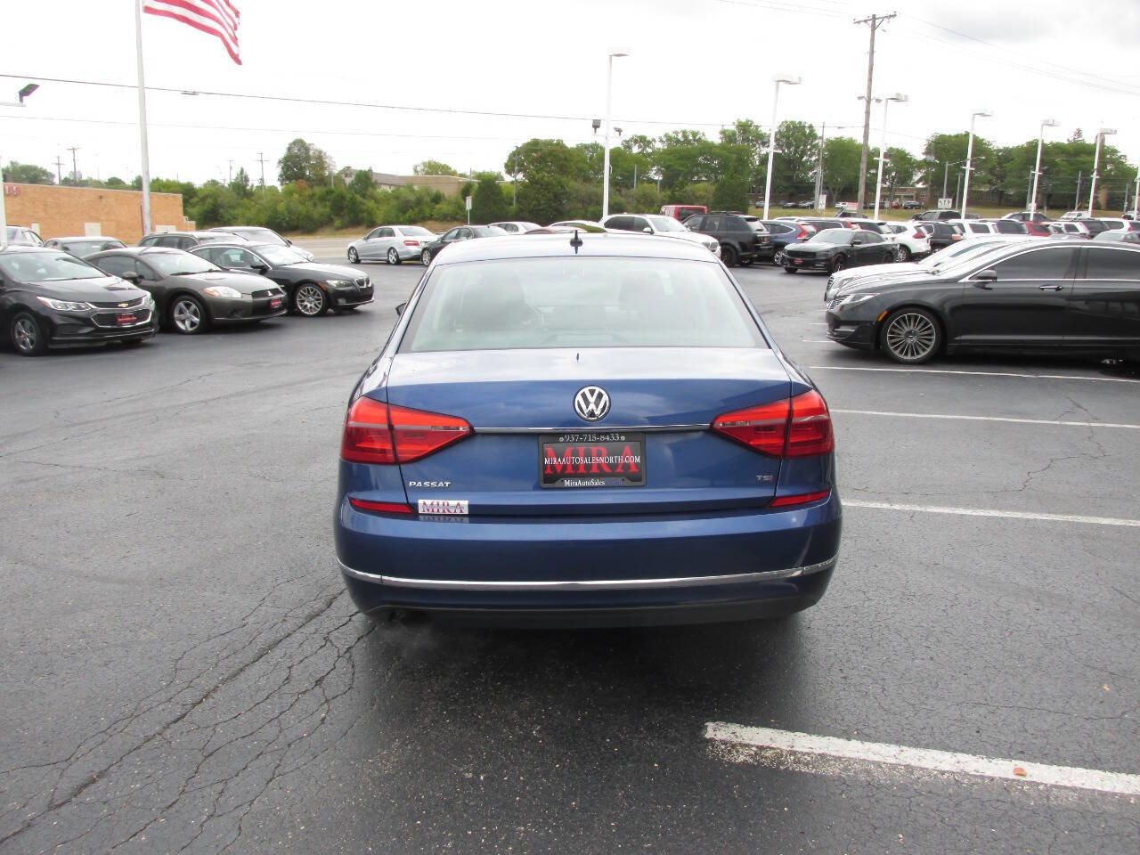 Used 2016 Volkswagen Passat 1.8T S FWD image 4