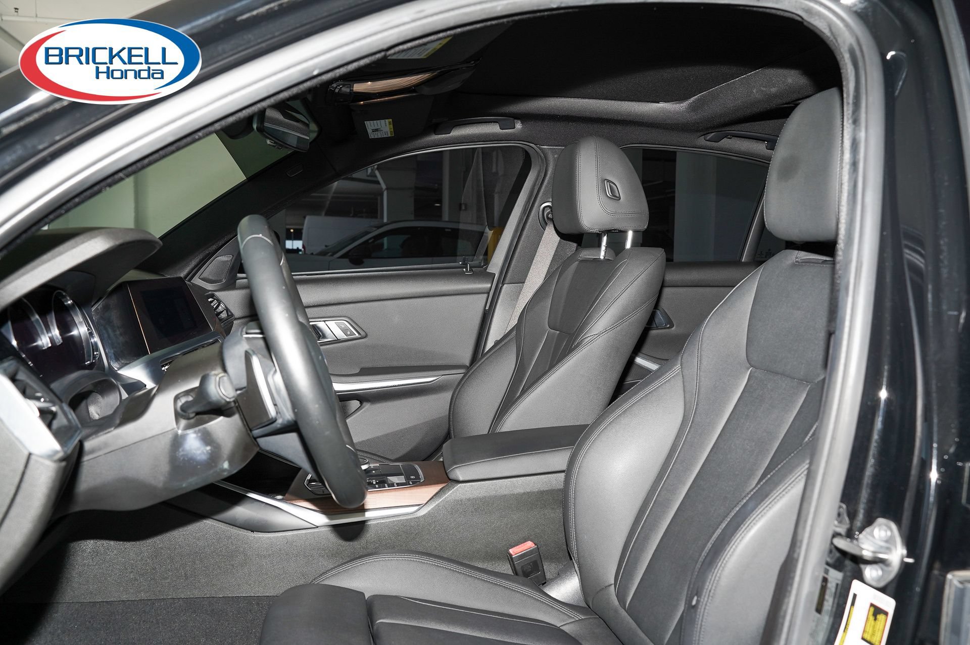 Used 2020 BMW 330i Sedan w/ Driving Assistance Package RWD image 17