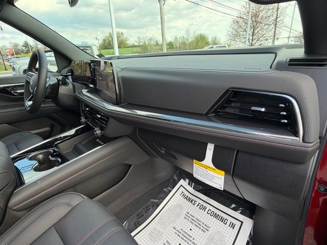 New 2026 Chevrolet Suburban RST w/ RST Capability Package AWD/4WD image 42