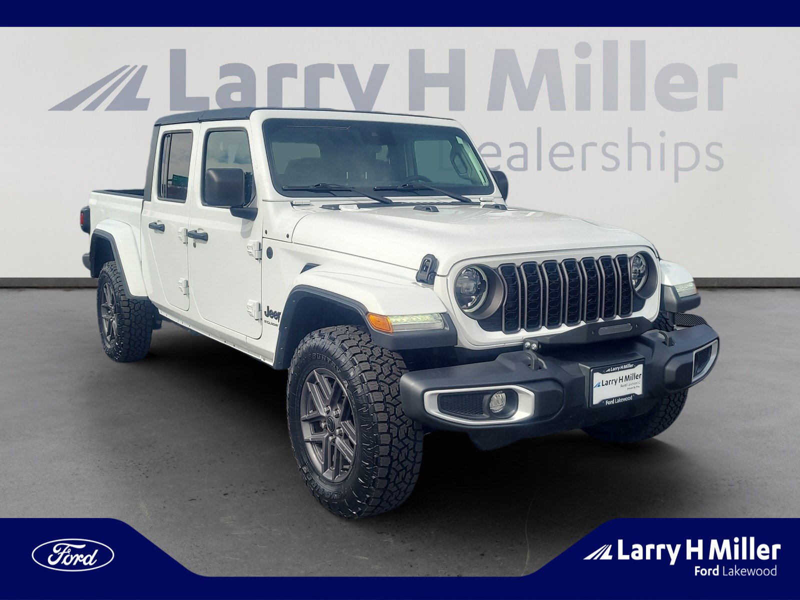 Used 2024 Jeep Gladiator Sport image 7
