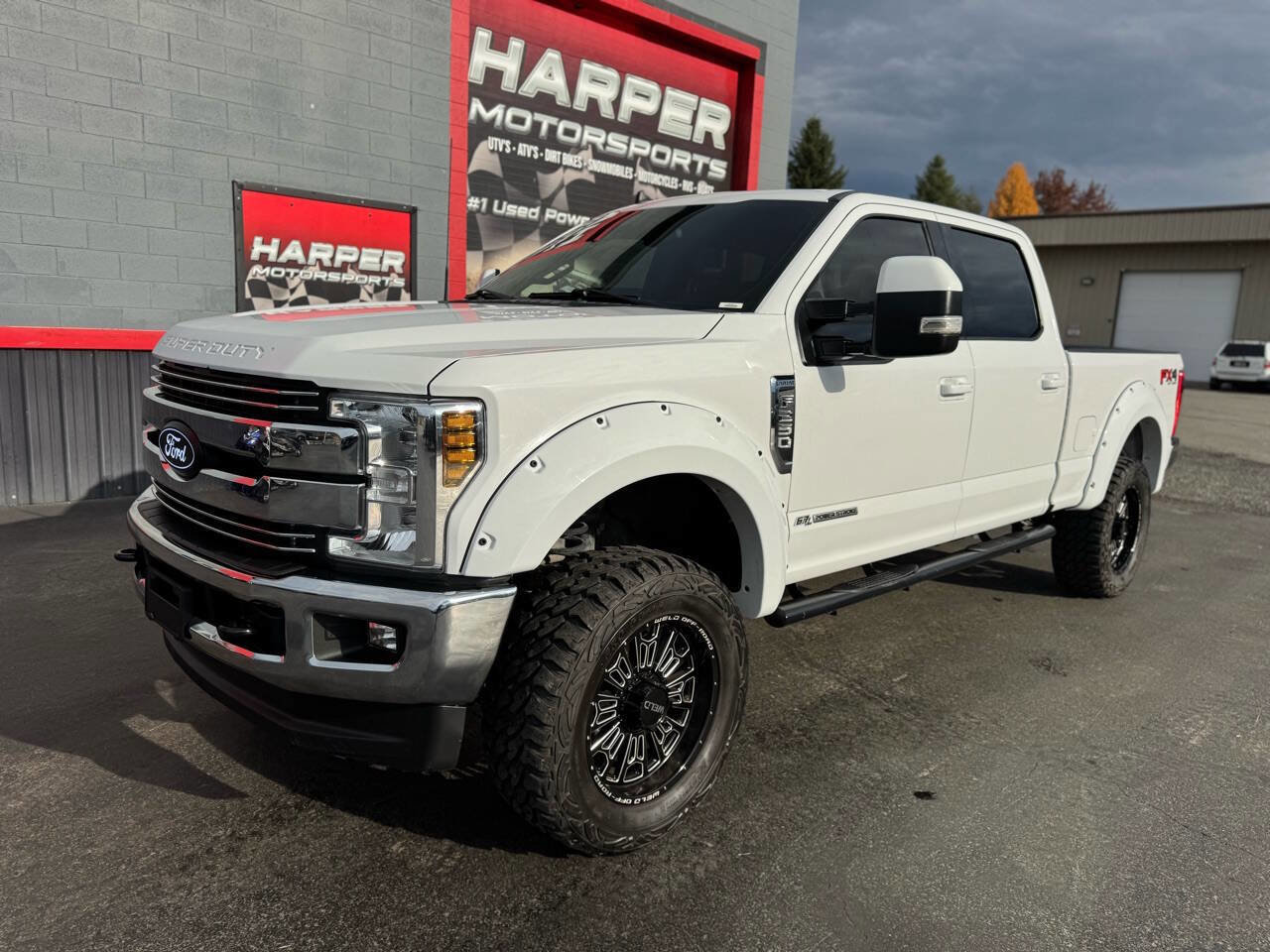Used 2019 Ford F250 Lariat w/ Lariat Value Package image 7