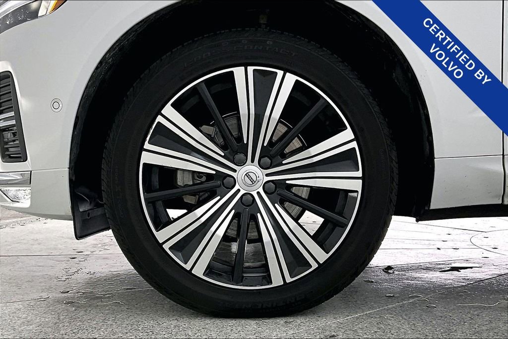 Used 2023 Volvo XC60 B5 Plus w/ Protection Package Premier image 11