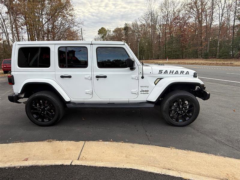 Used 2019 Jeep Wrangler Unlimited Sahara image 6