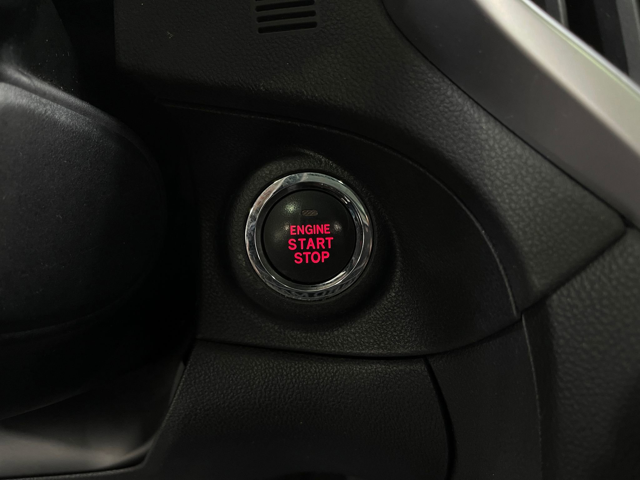 Used 2020 Subaru Ascent Touring w/ Popular Package #3 image 21