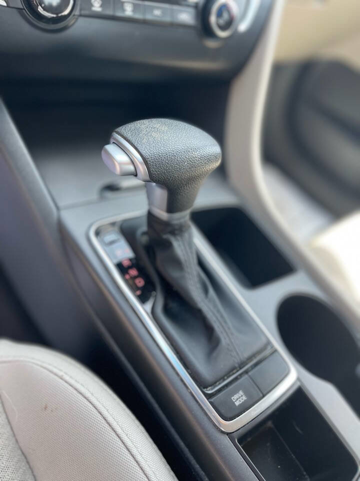 Used 2016 Kia Optima LX image 17