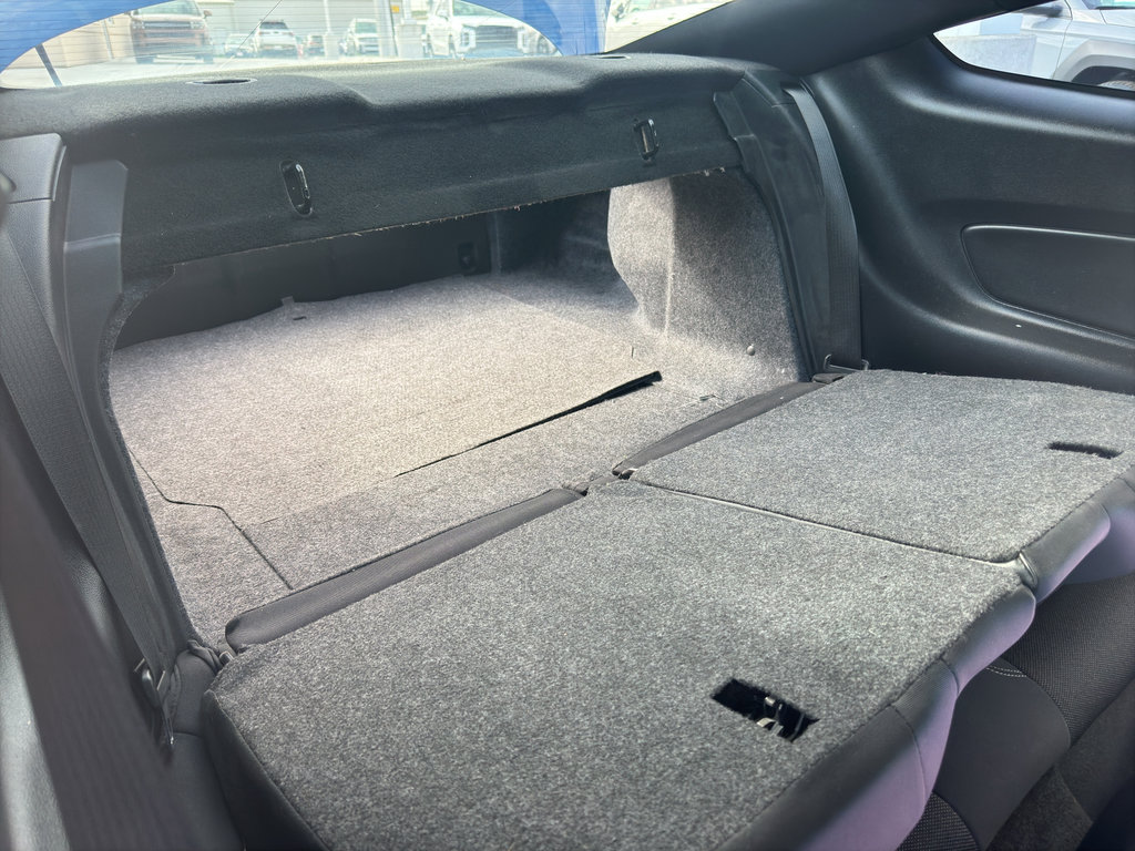 Used 2017 Ford Mustang Coupe image 31