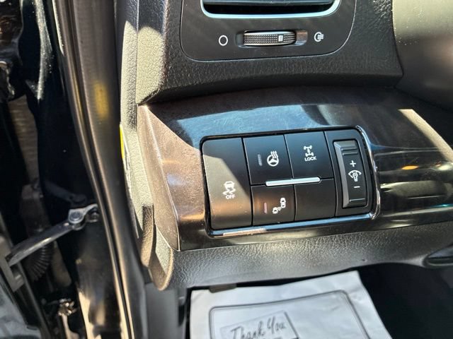 Used 2014 Kia Sorento SX w/ 3rd Row Package AWD/4WD image 22