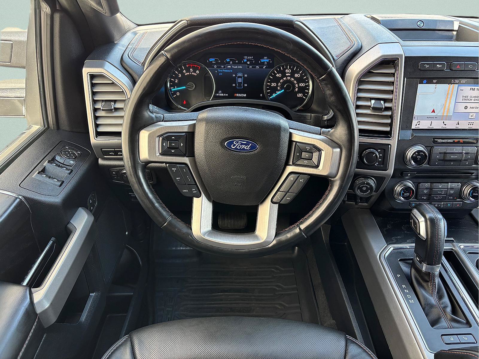 Used 2018 Ford F150 Platinum w/ Equipment Group 701A Luxury AWD/4WD image 34