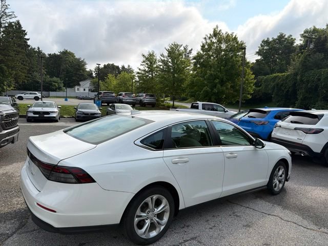 Used 2024 Honda Accord LX image 9