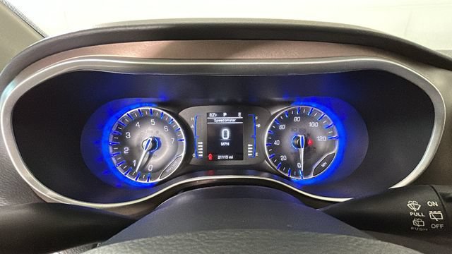 Used 2023 Chrysler Voyager LX FWD image 17