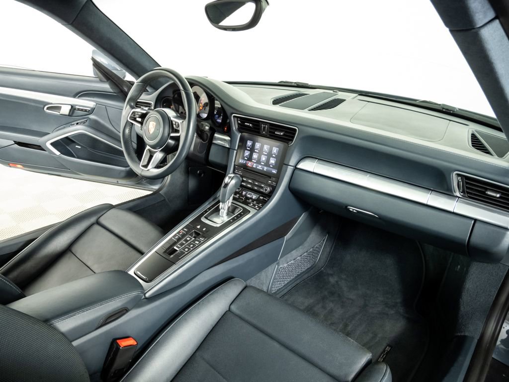 Used 2017 Porsche 911 Carrera 4S image 30