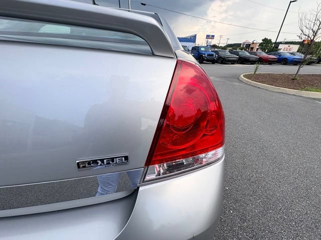 Used 2008 Chevrolet Impala LTZ FWD image 17