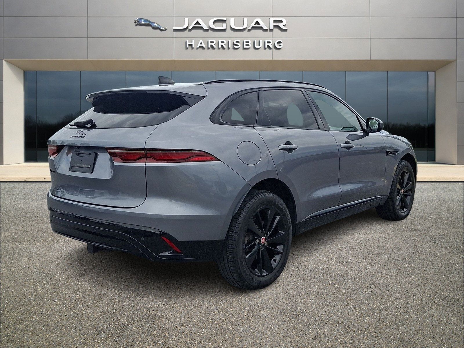 Used 2022 Jaguar F-PACE S AWD/4WD image 4