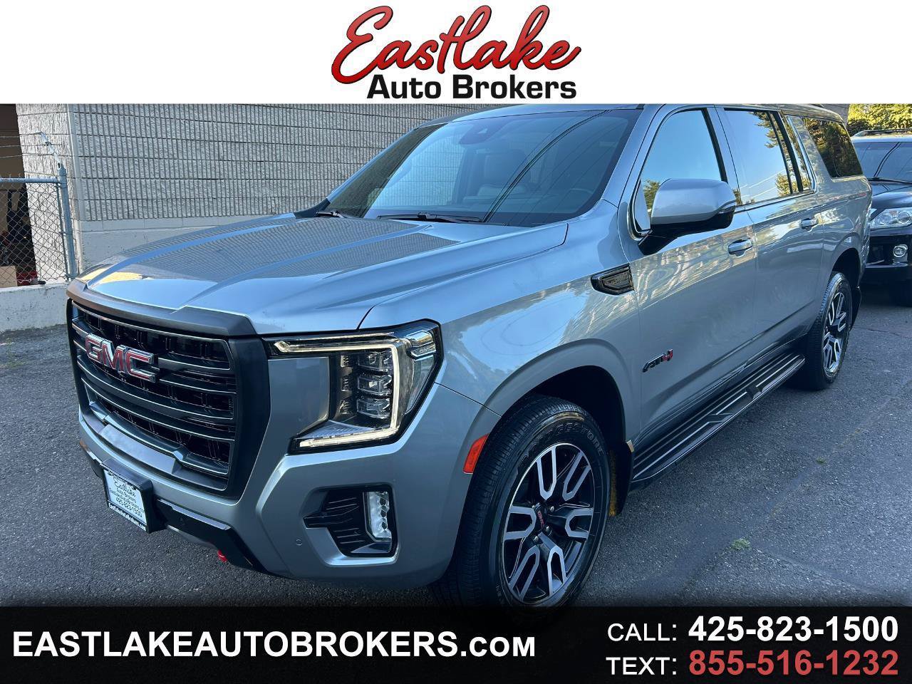 Used 2024 GMC Yukon XL AT4 w/ Technology Package AWD/4WD image 1
