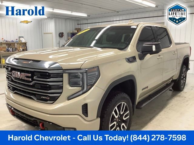Used 2022 GMC Sierra 1500 AT4 w/ AT4 Preferred Package image 3